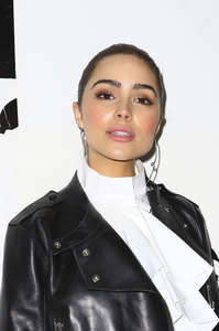Olivia-Culpo--Paul-and-Joe-Fashion-Show-2016--03.jpg