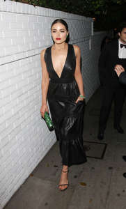 Olivia-Culpo-Leaving-Chateau-Marmont--02.jpg