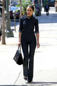 Olivia-Culpo-out-and-about-in-Los-Angeles--02.jpg