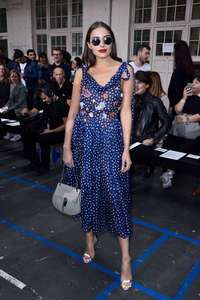 Olivia-Culpo_-John-Galliano-AW-2017-Show--01.jpg