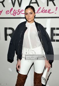 actress-olivia-culpo-attends-forward-by-elyse-walker-unravel-event-at-picture-id508272922.jpg