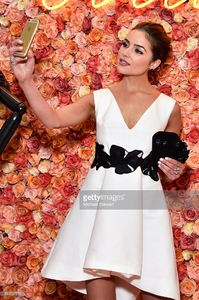 actress-olivia-culpo-attends-lord-taylor-birdcage-launch-party-at-picture-id519727772.jpg