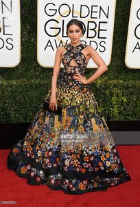 actress-olivia-culpo-attends-the-74th-annual-golden-globe-awards-held-picture-id631270722.jpg