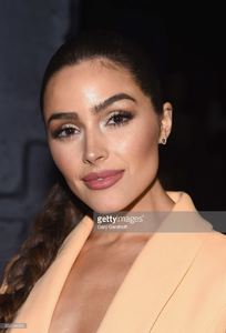 actress-olivia-culpo-attends-the-cushnie-et-ochs-fashion-show-during-picture-id634594906.jpg