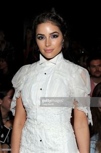 actress-olivia-culpo-attends-the-the-marchesa-springsummer-2017-show-picture-id605726568.jpg