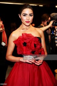 actress-olivia-culpo-prepares-backstage-at-the-american-heart-go-red-picture-id509645938.jpg