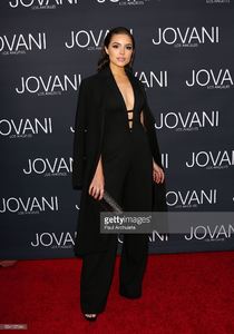 actress-tv-personality-olivia-culpo-attends-the-jovani-store-opening-picture-id534157044.jpg