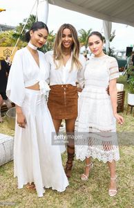 chanel-iman-ciara-and-olivia-culpo-pose-together-at-the-secondannual-picture-id511440004.jpg