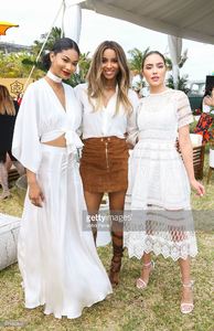 chanel-iman-ciara-and-olivia-culpo-pose-together-at-the-secondannual-picture-id511442842.jpg