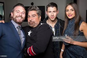 flaunt-editorinchief-luis-barajas-musician-nick-jonas-and-olivia-picture-id458792582.jpg