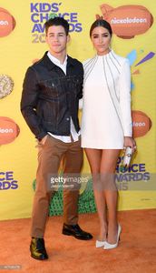 host-nick-jonas-and-model-olivia-culpo-attend-nickelodeons-28th-kids-picture-id467936478.jpg
