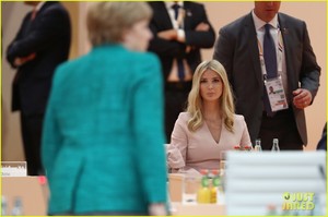 ivanka-trump-sits-in-presidents-seat-at-g20-leaders-table-04.jpg