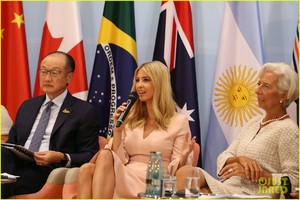 ivanka-trump-sits-in-presidents-seat-at-g20-leaders-table-07.jpg