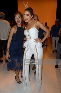 jamie-chung-and-olivia-culpo-attend-the-jonathan-simkhai-fashion-show-picture-id602231370.jpg