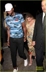 khloe-kardashian-and-tristan-thompson-couple-up-for-night-at-the-club-05.jpg