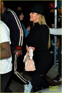 khloe-kardashian-tristan-thompson-date-night-10.jpg