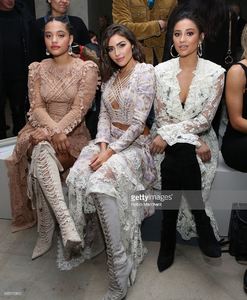 kiersey-clemmons-olivia-culpo-and-shay-mitchell-attend-zimmermann-picture-id635115812.jpg