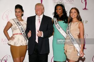 miss-teen-usa-logan-west-donald-trump-miss-usa-nana-meriwether-and-picture-id159177839.jpg