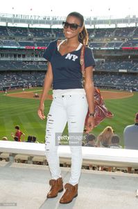 miss-universe-2011-leila-lopes-attends-the-baltimore-orioles-vs-new-picture-id149600439.jpg
