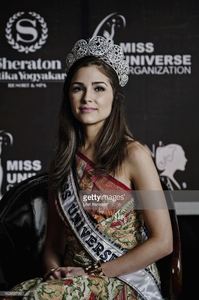 miss-universe-2012-olivia-culpo-attends-a-press-conference-at-the-picture-id160858793.jpg
