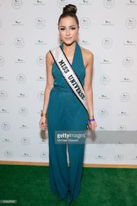miss-universe-2012-olivia-culpo-attends-peace-market-2013-at-the-on-picture-id163637856.jpg