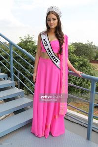 miss-universe-2012-olivia-culpo-during-an-exclusive-interview-with-picture-id182525743.jpg