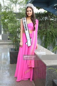 miss-universe-2012-olivia-culpo-during-an-exclusive-interview-with-picture-id182525790.jpg