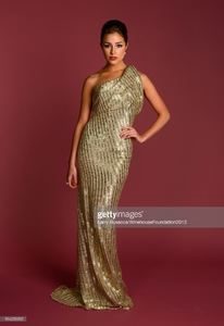 miss-universe-2012-olivia-culpo-poses-for-a-portrait-during-the-2013-picture-id164250992.jpg