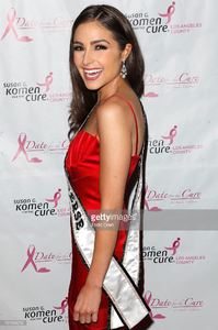 miss-universe-olivia-culpo-poses-at-the-date-for-the-cure-to-benefit-picture-id161834259.jpg