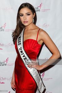 miss-universe-olivia-culpo-poses-at-the-date-for-the-cure-to-benefit-picture-id161834297.jpg