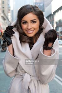 miss-universe-olivia-culpo-visits-extra-in-times-square-on-january-3-picture-id158908181.jpg