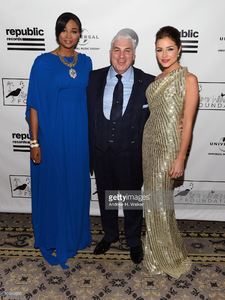 miss-usa-2012-nana-meriwether-mitch-winehouse-and-miss-universe-2012-picture-id164242595.jpg