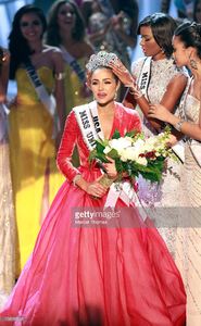 miss-usa-2012-olivia-culpo-is-crowned-the-2012-miss-universe-by-leila-picture-id158581254.jpg