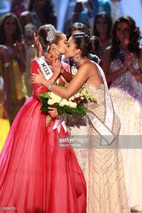 miss-usa-2012-olivia-culpo-is-crowned-the-2012-miss-universe-by-leila-picture-id158581270.jpg