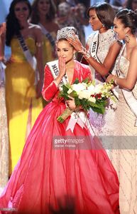 miss-usa-2012-olivia-culpo-is-crowned-the-2012-miss-universe-by-leila-picture-id158581271.jpg