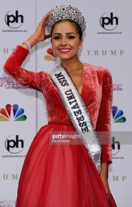miss-usa-2012-olivia-culpo-poses-at-a-news-conference-after-she-was-picture-id158579607.jpg