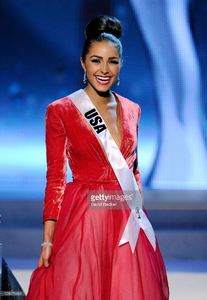 miss-usa-2012-olivia-culpo-smiles-after-answering-a-question-during-picture-id158579464.jpg
