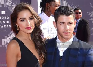 model-olivia-culpo-and-recording-artist-nick-jonas-arrive-at-the-2014-picture-id455407552.jpg