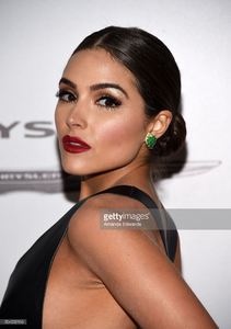 model-olivia-culpo-arrives-at-nbcuniversals-73rd-annual-golden-globes-picture-id504502106.jpg