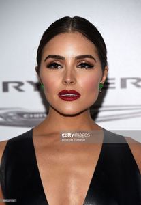 model-olivia-culpo-arrives-at-nbcuniversals-73rd-annual-golden-globes-picture-id504591794.jpg