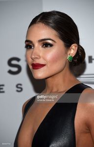 model-olivia-culpo-arrives-at-nbcuniversals-73rd-annual-golden-globes-picture-id504627732.jpg