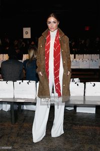 model-olivia-culpo-attends-the-maiyet-fashion-show-during-fall-2016-picture-id510542148.jpg