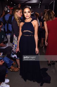 model-olivia-culpo-attends-the-zac-posen-fashion-show-during-new-york-picture-id603543922.jpg
