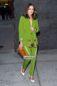 model-olivia-culpo-seen-in-midtown-on-october-24-2015-in-new-york-picture-id494109090.jpg