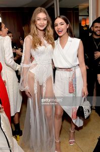 modelsactresses-gigi-hadid-and-olivia-culpo-attend-the-daily-front-picture-id516752434.jpg