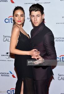 musician-nick-jonas-and-olivia-culpo-arrive-at-the-universal-music-picture-id463049832.jpg