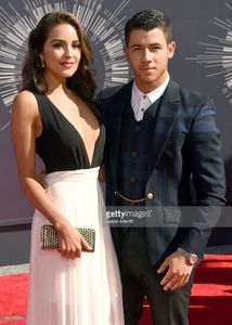 musician-nick-jonas-and-olivia-culpo-attend-the-2014-mtv-video-music-picture-id454109554.jpg