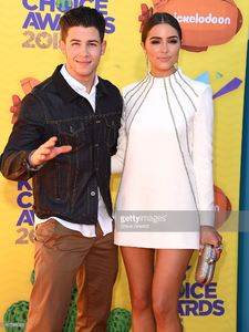 nick-jonas-and-olivia-culpo-arrives-at-the-nickelodeons-28th-annual-picture-id467988068.jpg