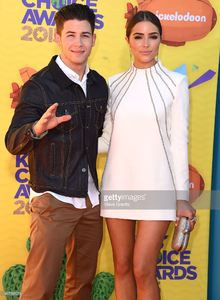 nick-jonas-and-olivia-culpo-arrives-at-the-nickelodeons-28th-annual-picture-id467988074.jpg
