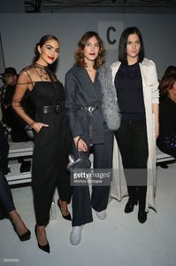 olivia-culpo-alexa-chung-and-leigh-lezark-attend-the-noon-by-noor-picture-id634437962.jpg